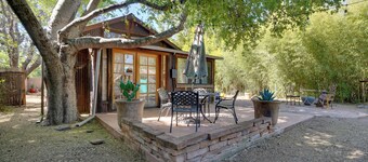 Patagonia Cottage w/ Patio & Yard: Walk to Town!