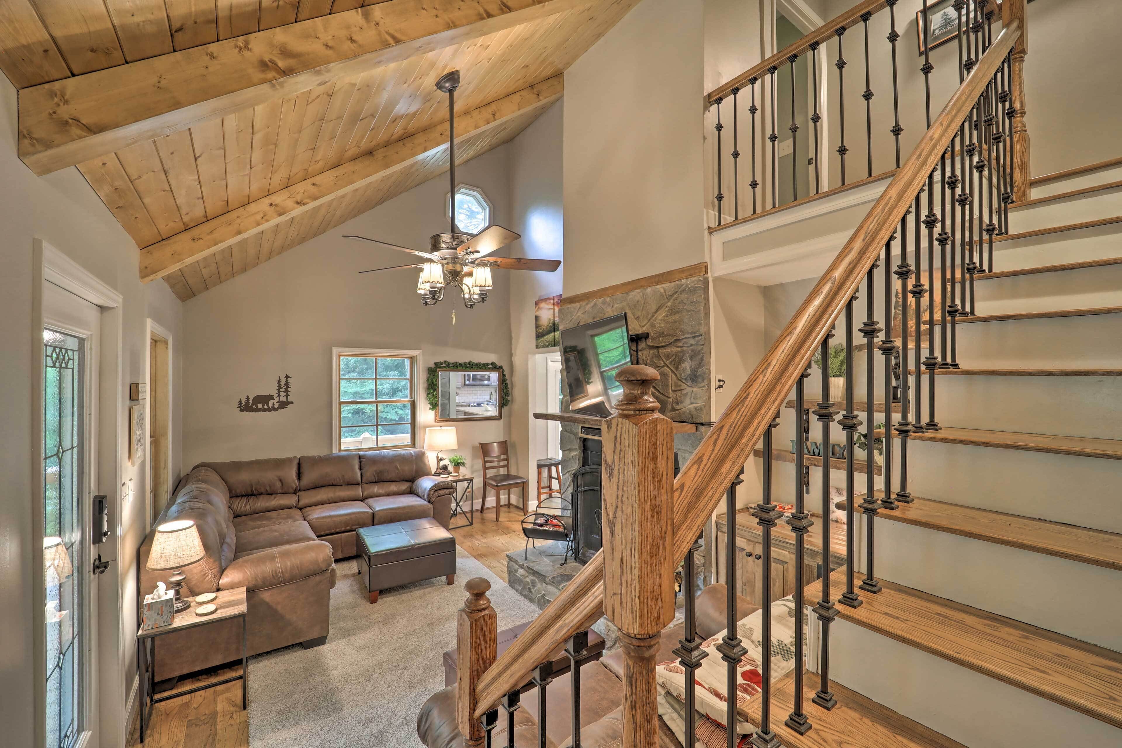 House (3 Bedrooms) | Interior