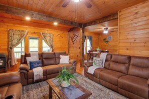 House (4 Bedrooms) | Interior - The Olde Homestead w/ Mtn Views Near Coudersport (Roulette)