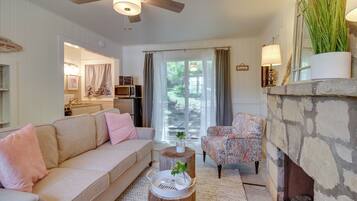 Cottage (1 Bedroom) | Interior