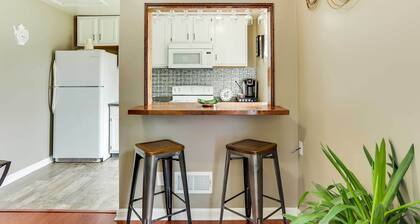 Louisville Apartment - Walk to Restaurants!