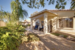 Interior - 55+ Gilbert Home w/ Yard, Golf Course On-site (Gilbert)