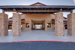 House (2 Bedrooms) | Interior - 55+ Gilbert Home w/ Yard, Golf Course On-site (Gilbert)