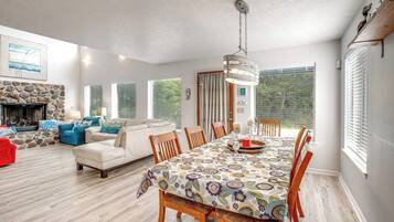 Rumah (5 Bedrooms) | Interior