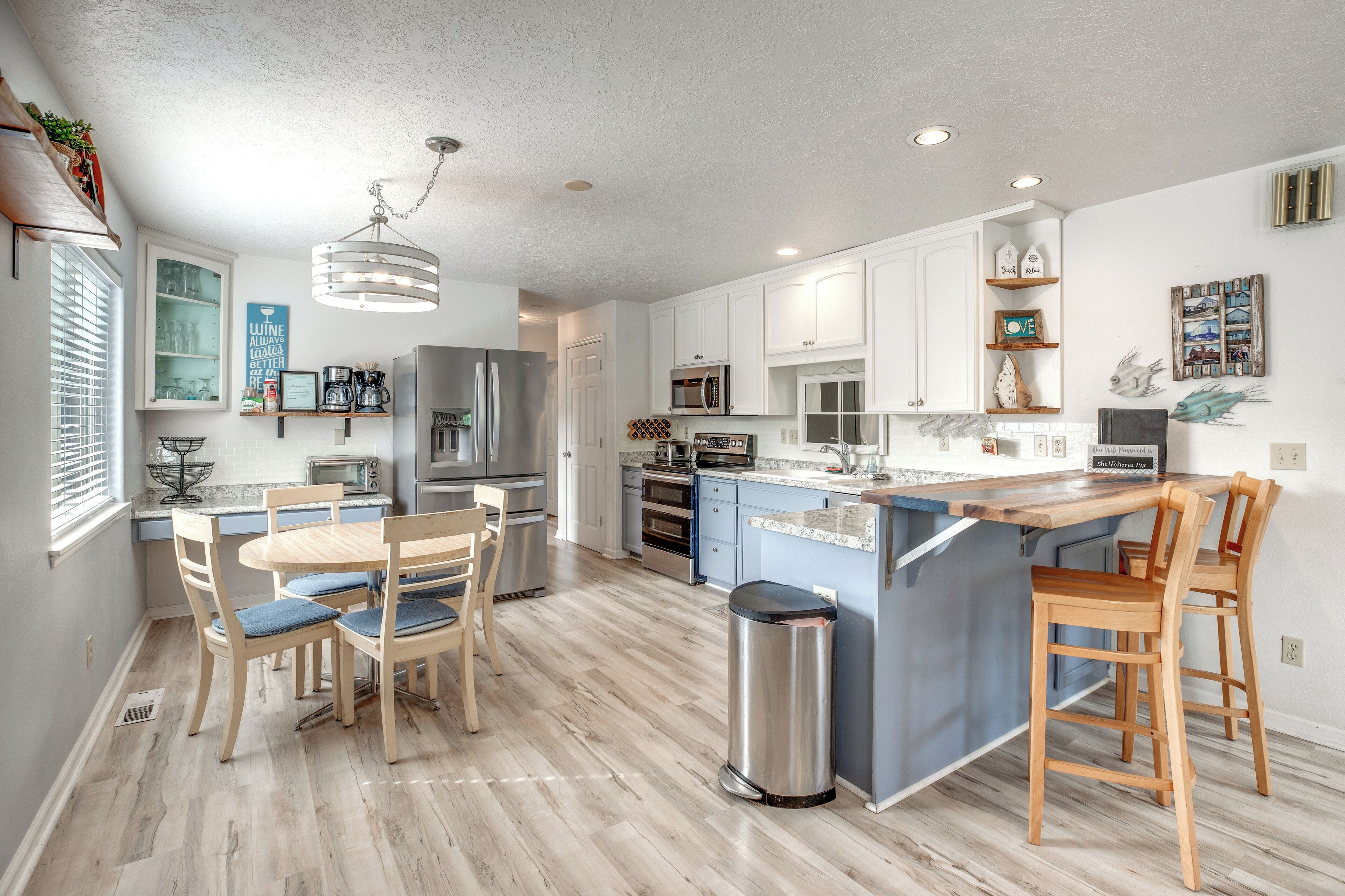 House (5 Bedrooms) | Front of property