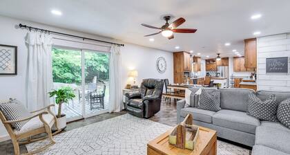 Views! Lake Home w/ 2 Decks, Boat Parking & Peace