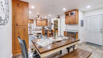 Talo (3 Bedrooms) | Sisätilat