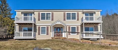 Apartment (2 Bedrooms) | Front of property