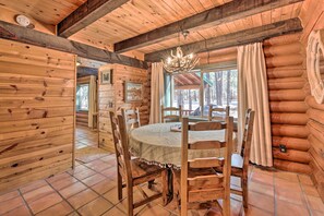 Interior - Near Dining, Hiking & Golf: Pinetop Log Cabin! (Pinetop)