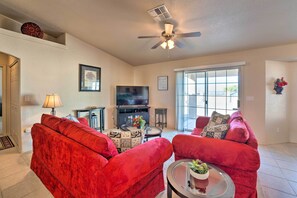 House (3 Bedrooms) | Front of property