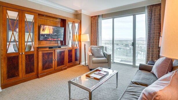 Unclassified image, 1 of 25, button - Las Vegas Condo w/ Balcony in MGM Signature! (Las Vegas)