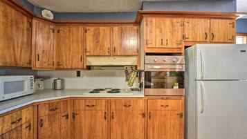 Talo (4 Bedrooms) | Sisätilat