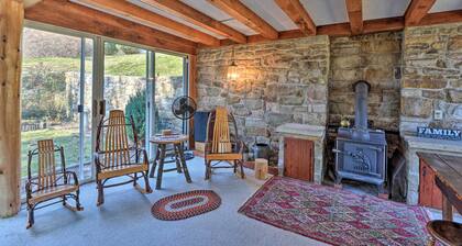 Cozy Home w/ Private Patio & Views, Hiking On-site