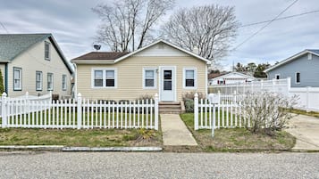 Cottage (2 Bedrooms) | Interior