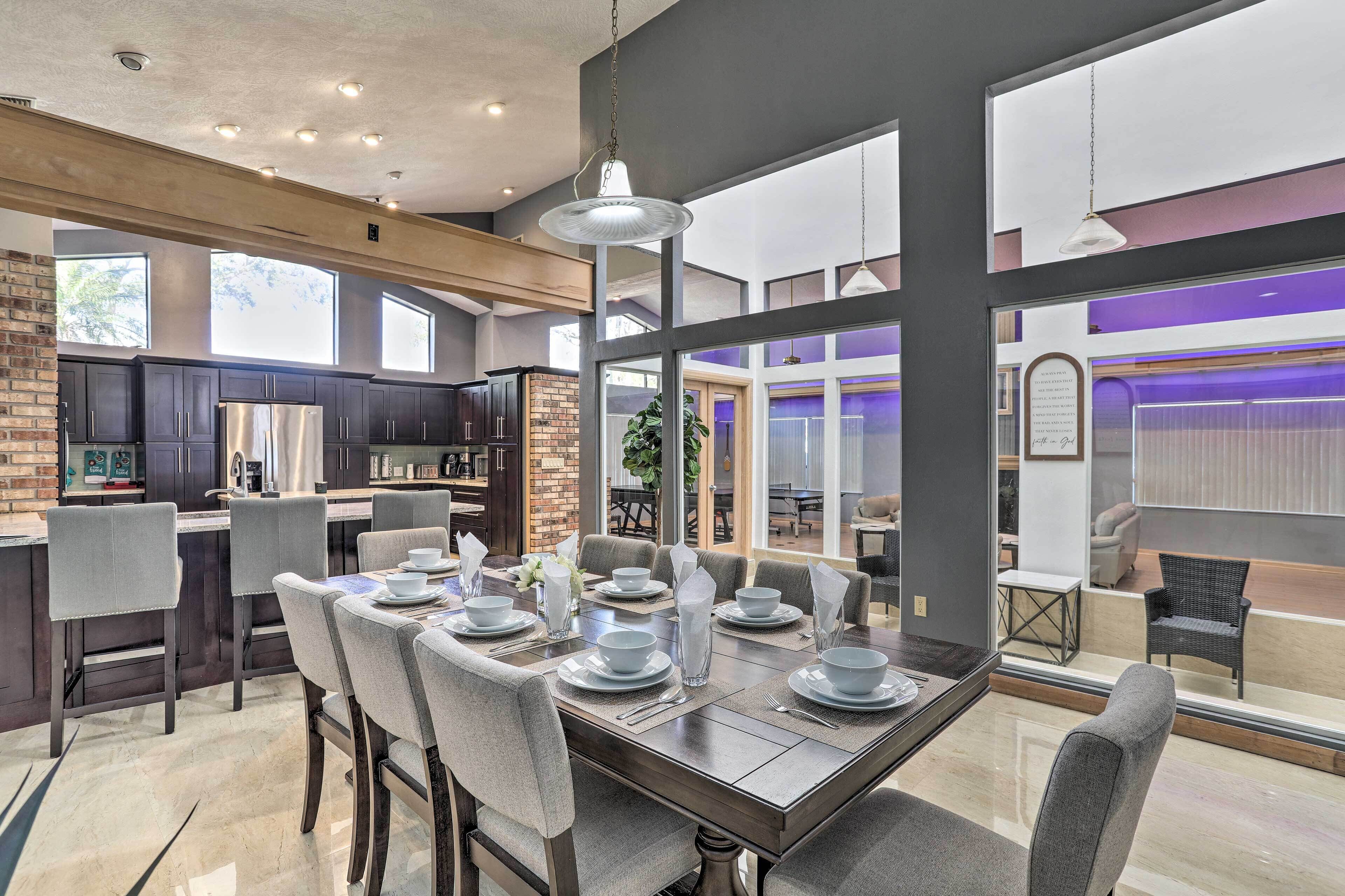 House (4 Bedrooms) | Interior