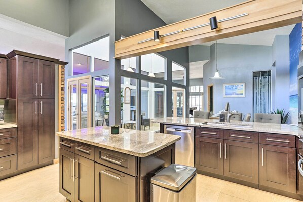 House (4 Bedrooms) | Interior - Huge Home w/ Pool Table Near St Pete Beach! (Seminole)