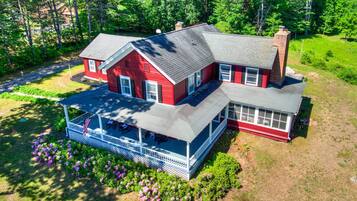 House (5 Bedrooms) | Interior