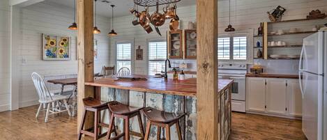 Rumah (4 Bedrooms) | Interior