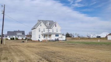 House (Multiple Bedrooms) | Interior