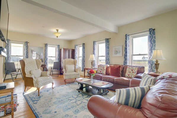 House (Multiple Bedrooms) | Interior