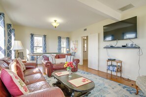 House (Multiple Bedrooms) | Interior