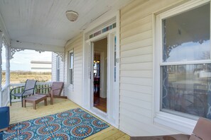 Interior - Historic Hoopersville Getaway on Chesapeake Bay! (Fishing Creek)