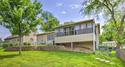 Family-friendly Omaha Home ~ 5 Mi to Dtwn!