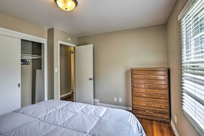 House (3 Bedrooms) | Interior - Family-friendly Omaha Home ~ 5 Mi to Dtwn! (Omaha)