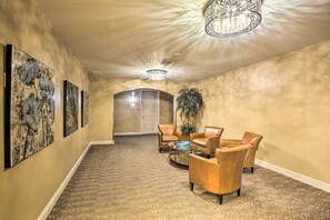 Apartment (2 Bedrooms) | Interior - Classy Estero Condo in Heart of Coconut Point (Estero)