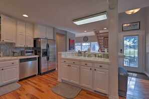 Apartment (3 Bedrooms) | Interior - Flagstaff Townhome w/ View, Country Club Amenities (Flagstaff)