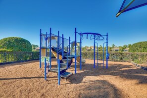 House (3 Bedrooms) | Interior - Calming Estero Home w/ Community Pool & More! (Estero)