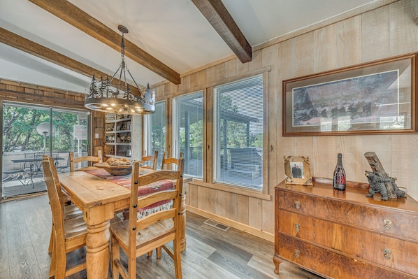 House (4 Bedrooms) | Interior - Ruidoso Home w/ Hot Tub & Sierra Blanca Views (Ruidoso)