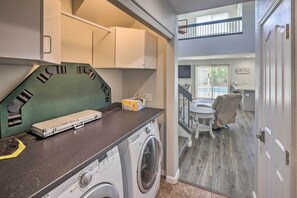 Nhà (4 Bedrooms) | Nội thất