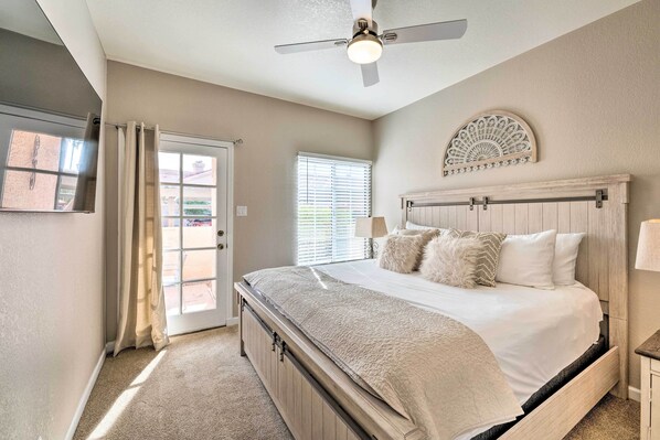 Apartment (1 Bedroom) | Interior - Lake Havasu Condo w/ Community Pool & Hot Tub (Lake Havasu City)