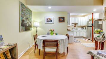 House (1 Bedroom) | Interior