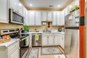 House (1 Bedroom) | Interior