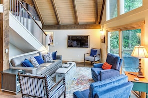 House (3 Bedrooms) | Interior - Brevard Chalet w/ Stunning Blue Ridge Mtn Views! (Brevard)