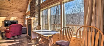 Cabin w/ Mtn View, 4 Mi to Massanutten Resort