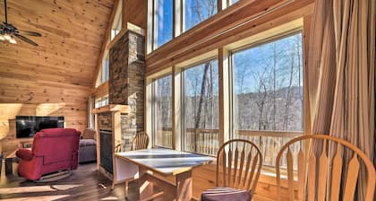Cabin w/ Mtn View, 4 Mi to Massanutten Resort