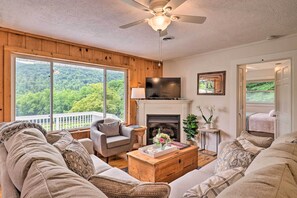 House (2 Bedrooms) | Interior - Candler Cabin w/ Deck & Mount Pisgah Views! (Candler)