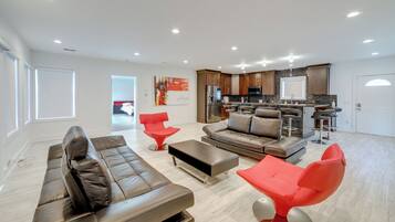 Cottage (3 Bedrooms) | Interior