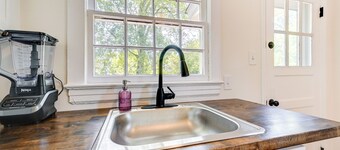 Winston-salem Vacation Rental ~ 3 Mi to Downtown!