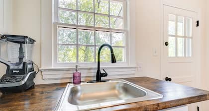Winston-salem Vacation Rental ~ 3 Mi to Downtown!