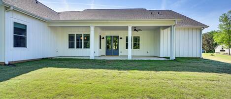 House (4 Bedrooms) | Interior