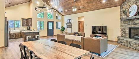 House (3 Bedrooms) | Front of property