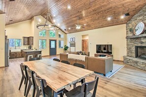 House (3 Bedrooms) | Front of property