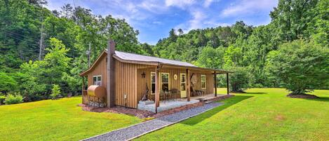 House (2 Bedrooms) | Front of property