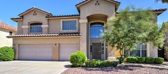 Spacious Litchfield Park Home w/ Yard, Heated Pool