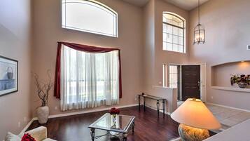 Casa (5 Bedrooms) | Interior