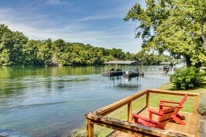 House (3 Bedrooms) | Interior - Cotter Home w/ Direct Access to White River! (Cotter)